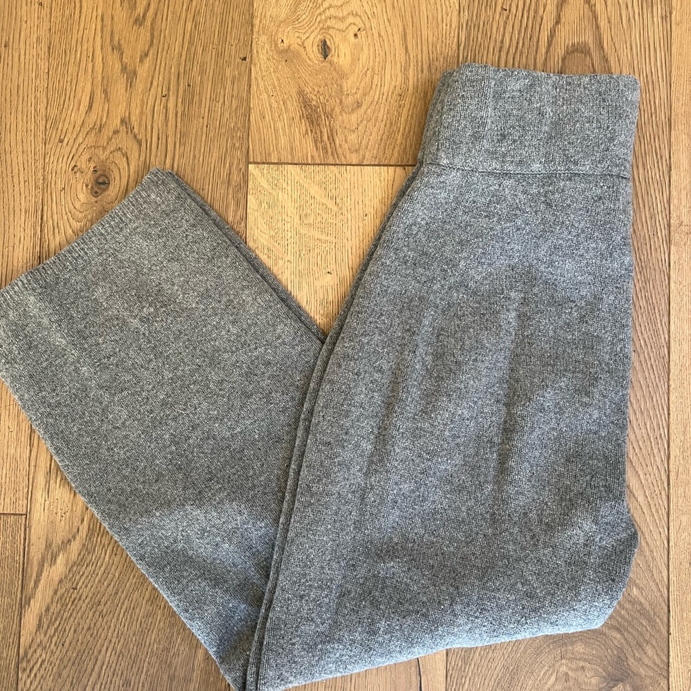 100% Merino wool high waisted James Street Co Pants